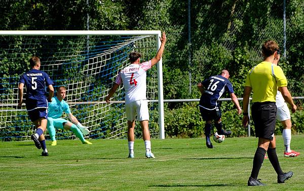 02 fc fuerth oppo tor